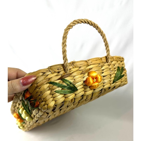 Vintage Floral Woven Basket Picnic Outdoor Entertaining Cheery Summer Theme - Picture 5 of 11